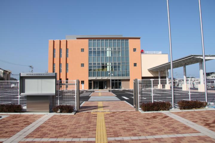 伊予市保健センター(伊予市総合保健福祉センター内)