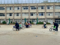 親子で学ぶはじめての自転車教室