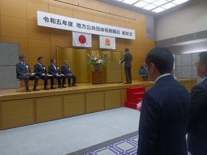 \ 全国初 / 塩尻市が、総務省表彰&マニフェスト大賞をダブル受賞
