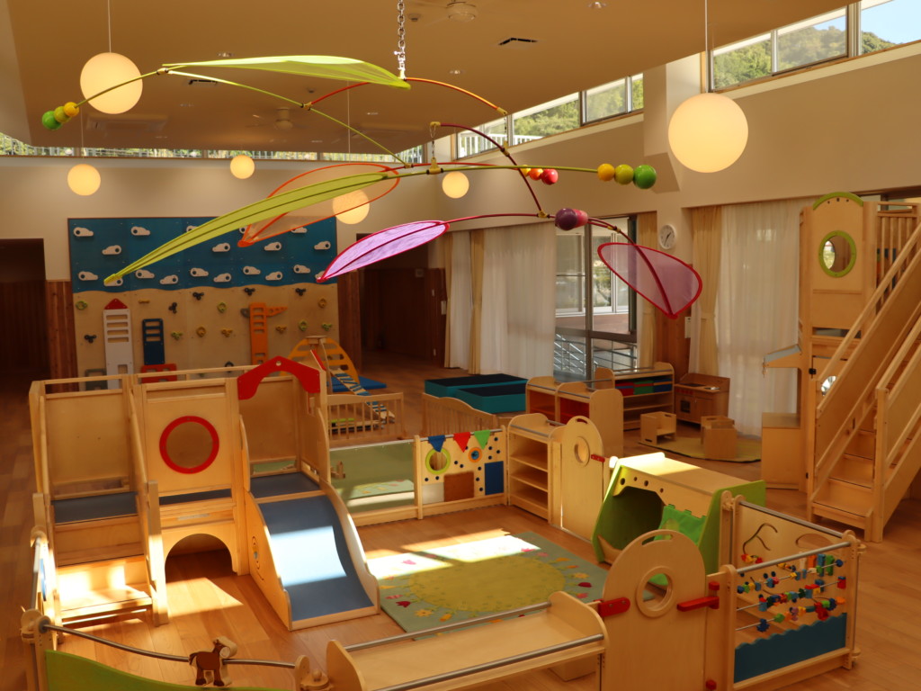 子育て支援センター「かわづっこひろば」